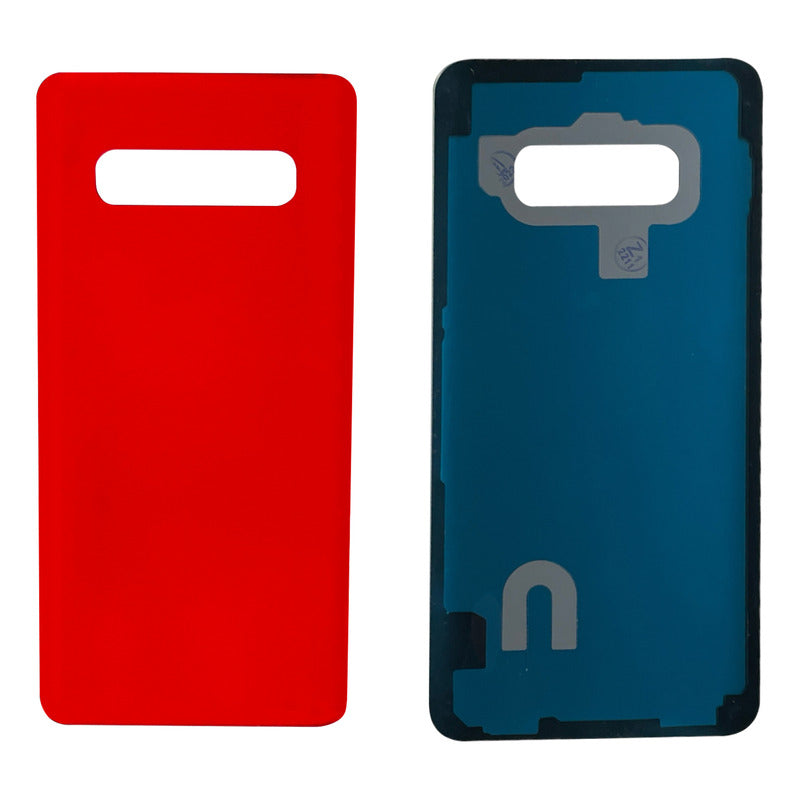 Una tapa trasera compatible con Samsung S10 Plus SM-G975F, vista exterior en color rojo y orificio superior para modulo de cámaras.