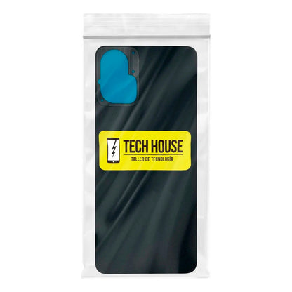 Tapa trasera Moto G34 negra - detalle